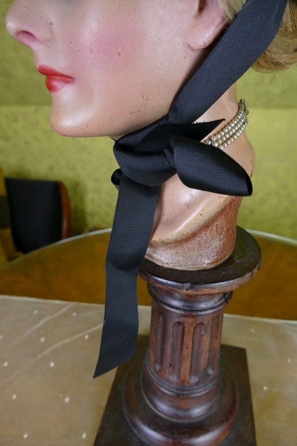 Vergissmeinnicht-Haube, 1880er Jahre
