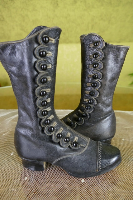 Muster-Knopfstiefel, England, 1870er Jahre