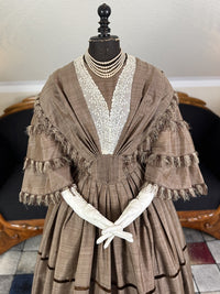 Antikes viktorianisches Gouvernantenkleid, England, ca. 1850
