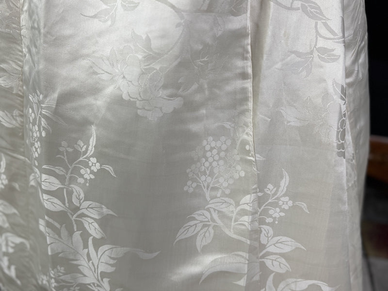 SCOTT Antikes Abendkleid aus Seide, Liverpool, ca. 1890