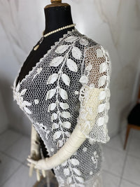 Irische Häkel-Langjacke, England, ca. 1908