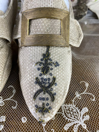 Bestickte Rokoko-Schuhe, ca. 1790