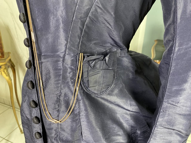 Reisekleid im Polonaise-Stil, England, ca. 1875