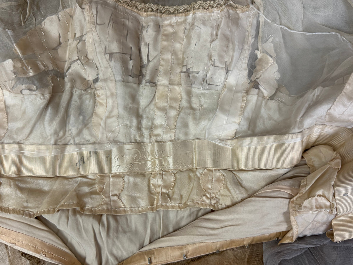 Antikes GUSTAVE BEER Abendkleid – Seidenchiffon &amp; Samt, Paris Couture ca. 1912