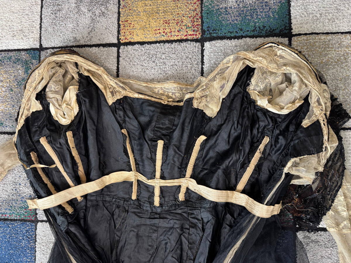 Antikes edwardianisches Abendkleid ca. 1906 – Seide, Spitze, Tüll & Brokat aus England