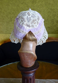 Fliederfarbene Boudoir-Mütze, 1920er Jahre