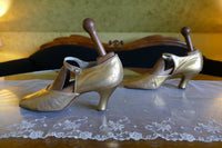 Antike goldene Ledertanzschuhe, ca. 1924