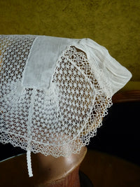 Antique French lace bonnet, Alsace, very good condition