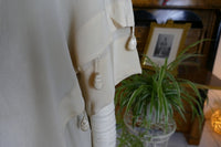 Antikes Brautkleid aus Seidensatin-Crêpe, Amerika, ca. 1925