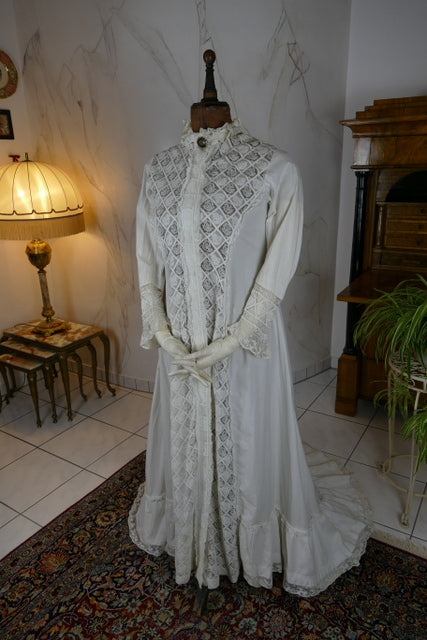 Boudoir-Gewand, Amerika, ca. 1877