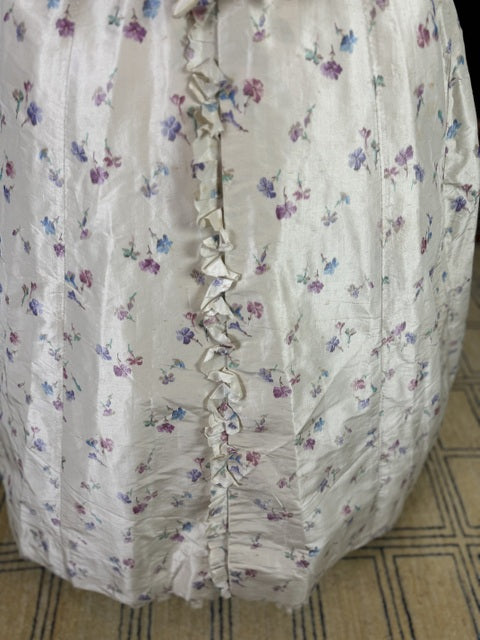Antikes Seidenabendkleid mit Tagesoberteil, ca. 1864
