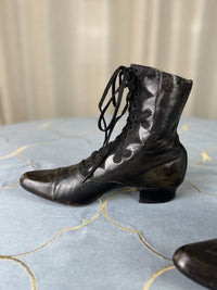 Ungetragene Schnürstiefel, ca. 1900