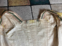 Eine Robe à l’Anglaise aus gelb, grün und pink gestreiftem Seidentaft, ca. 1770