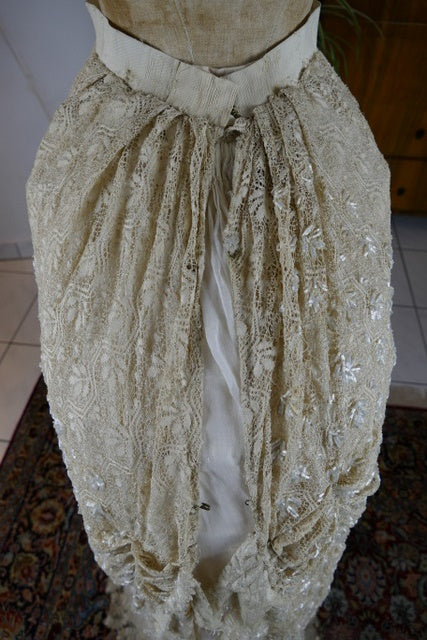 Antikes besticktes Spitzen-Bustle-Überkleid, 1880er Jahre