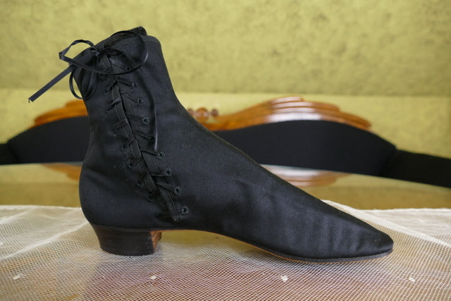 Schwarze Stiefel mit seitlicher Schnürung, Bürgerkriegszeit, ca. 1860–1865