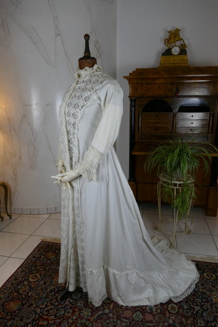 Boudoir-Gewand, Amerika, ca. 1877