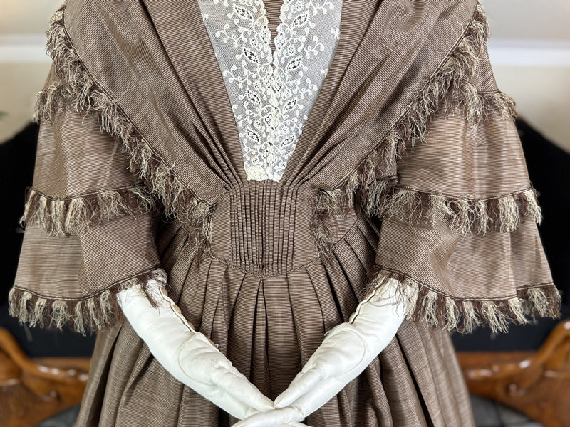 Antikes viktorianisches Gouvernantenkleid, England, ca. 1850