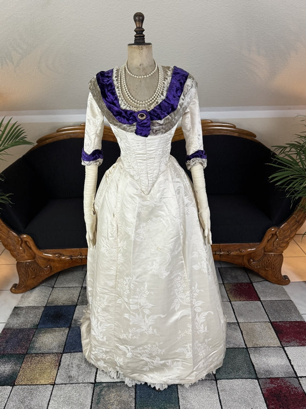 Robe de soirée SCOTT en soie antique, Liverpool, vers 1890