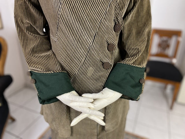Antikes Edwardianisches Spazierkleid ca. 1912 – Gestreifte Mode des frühen 20. Jahrhunderts