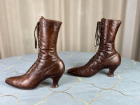 Hohe Schnürstiefel aus Leder, ca. 1900