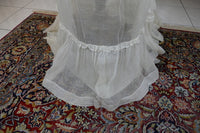 Antikes besticktes Spitzen-Bustle-Überkleid, 1880er Jahre