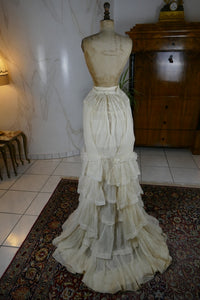 Antikes besticktes Spitzen-Bustle-Überkleid, 1880er Jahre