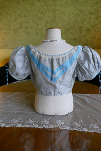 Mieder-Reifrockkleid, 1850er Jahre