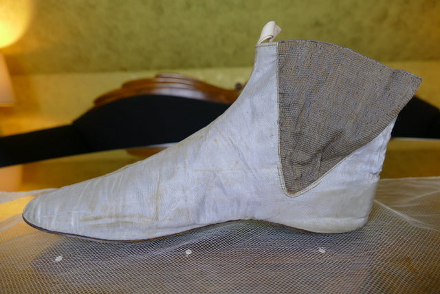Dehnbare Seidenstiefel, ca. 1852