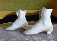 Sportliche Schnürstiefel aus Baumwollsatin, ca. 1875
