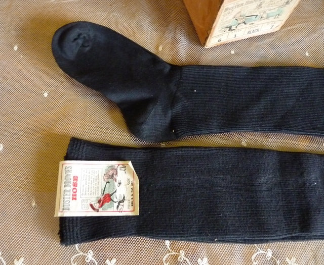 BUSTER BROWN Antike Jungenstrümpfe, 1920er Jahre