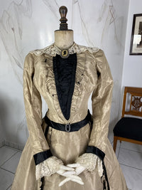 Nachmittagskleid, ca. 1890