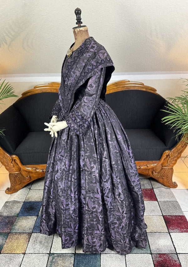 1847 Biedermeier visiting gown in brown silk with wide pagoda sleeves and fitted bodice, antique dress