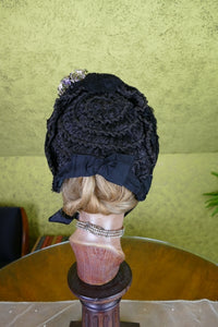 Vergissmeinnicht-Haube, 1880er Jahre