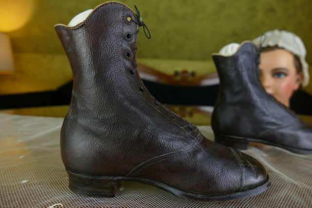 Kinderstiefel, patentiert 1860