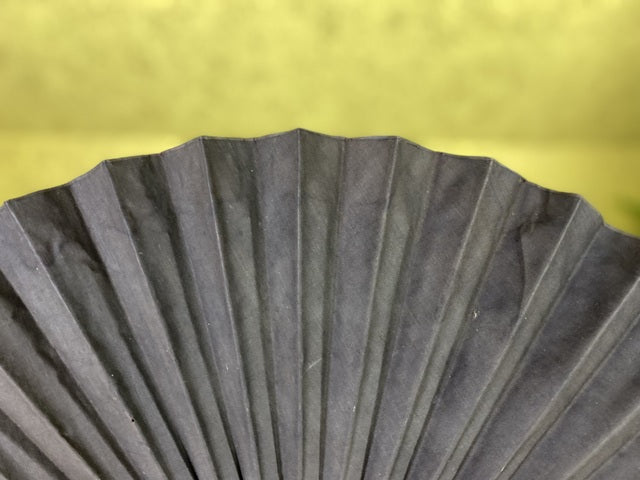 Faltfächer „Blumenverkäufer-Motiv“, um 1900