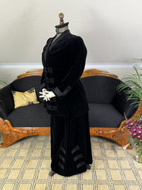LINKER & Cie. Antikes schwarzes Samt-Gehkleid, Paris, ca. 1910