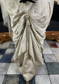 Antikes silbernes Lamé-Abendkleid aus der Titanic-Ära, ca. 1912