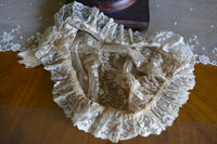 Boudoir-Haube, England, 1920er Jahre