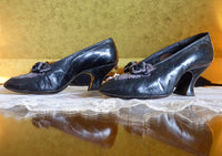 CH WOLFELT Co. Abendpumps einer jungen Dame, ca. 1904