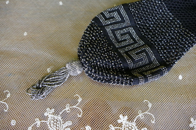Schwarze Perlenbörse, ca. 1890