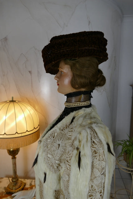 Antique ermine and lace coat, ca. 1908, attributed to Marija Pawlowna Romanowa, Imperial Russia
