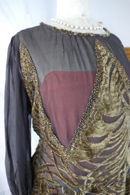 Vintage 1920s Velvet Dress