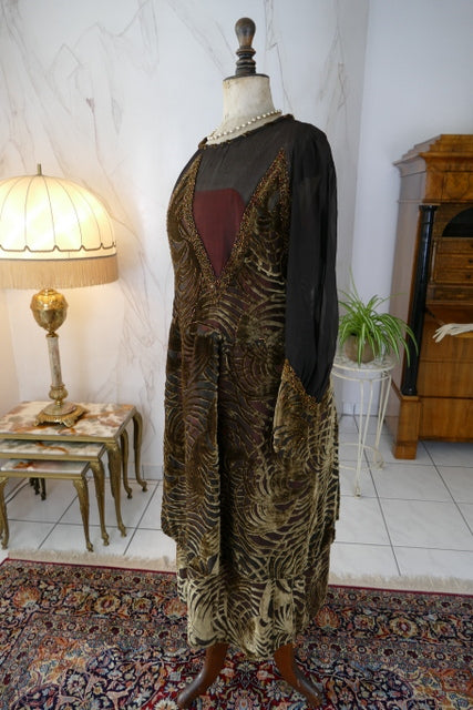 Vintage 1920s Velvet Dress