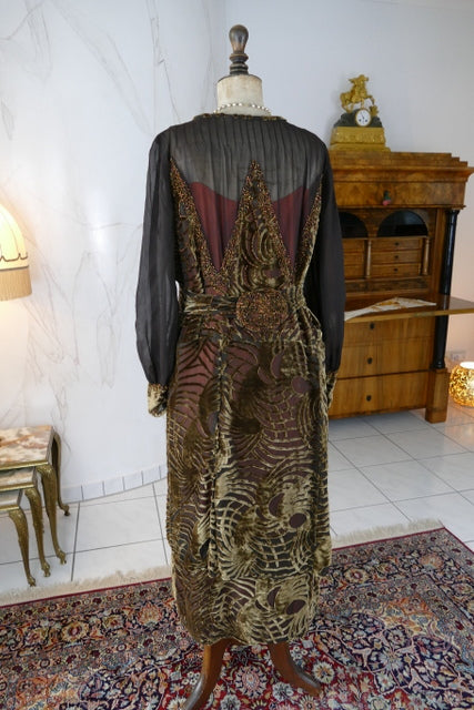 Jazz Age Velvet Day Dress, ca. 1923 