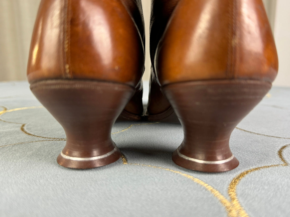 STILLER Antike Schnürstiefel aus Leder, Berlin, ca. 1906