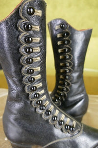 Muster-Knopfstiefel, England, 1870er Jahre