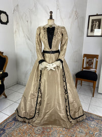 Nachmittagskleid, ca. 1890