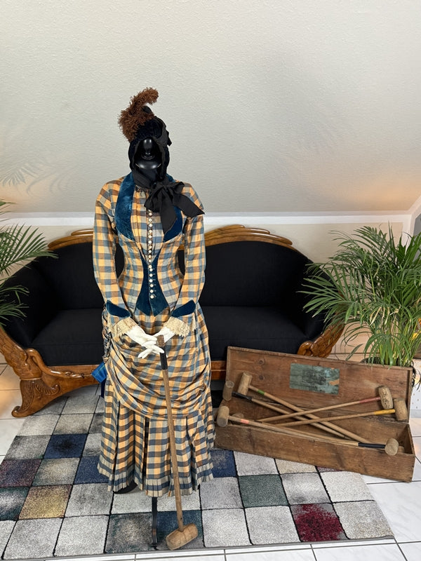 Victorian sport dress, ca. 1888 