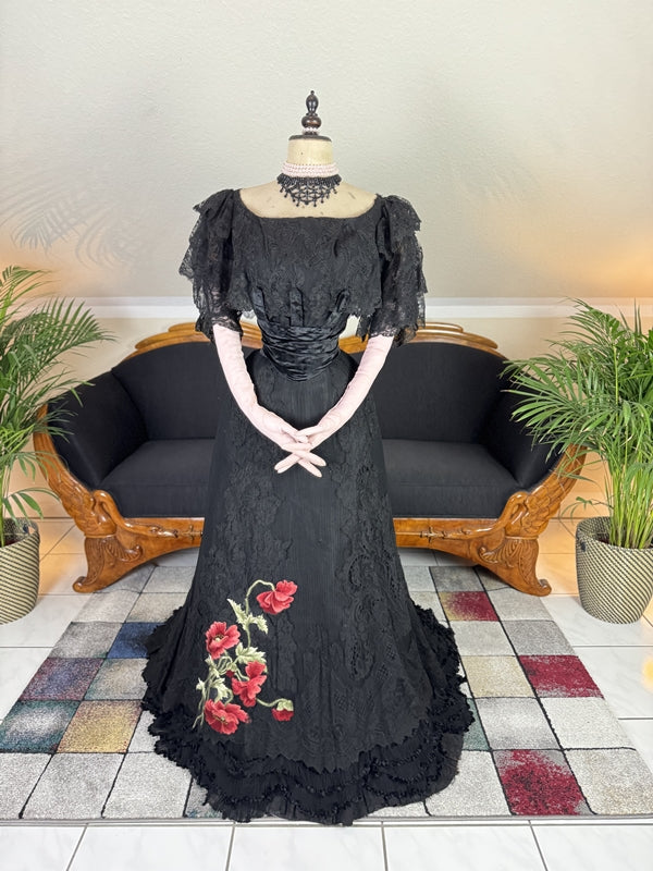 RA HIGGINS "Mohnblumenkleid", Pittsburgh, ca. 1896