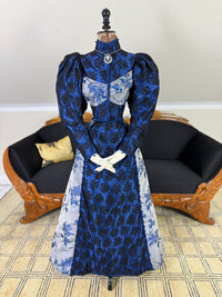 Antikes Empfangskleid, England, ca. 1896